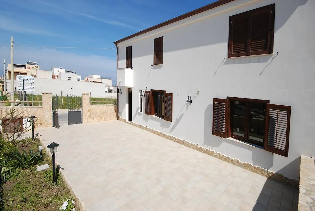 Ciuri Di Gelsomino Bed and Breakfast Σαν Βίτο λο Κάπο